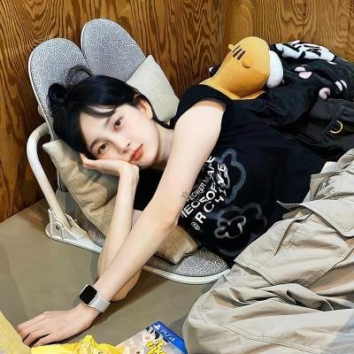 叔比狗:蓝猎鹰面具